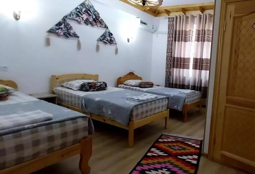 ペンション Nazira Boutique Hotel & Terrace