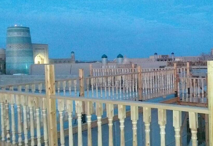 ペンション Nazira Boutique Hotel & Terrace