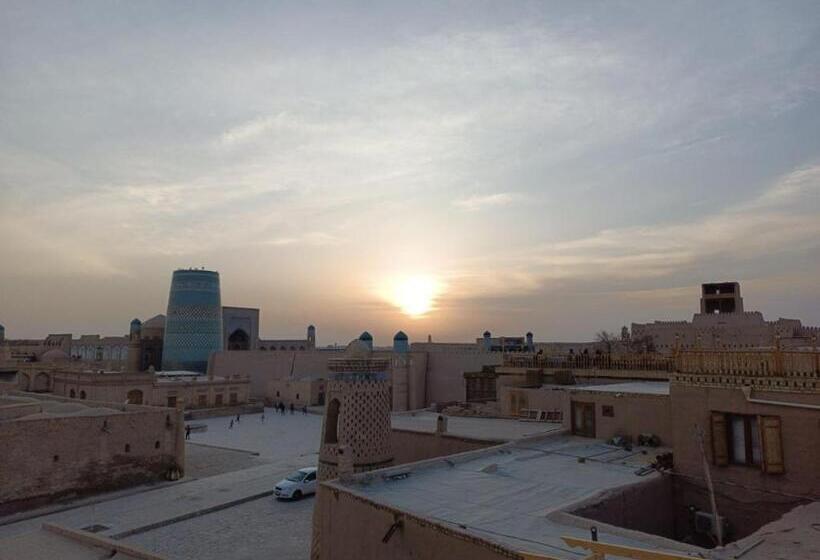 ペンション Nazira Boutique Hotel & Terrace