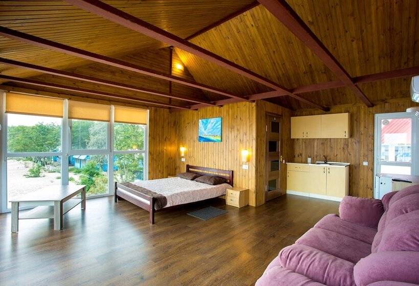 فندق صغير Pina Colada