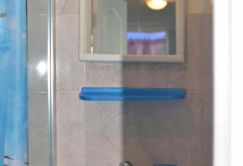 فندق صغير Pina Colada