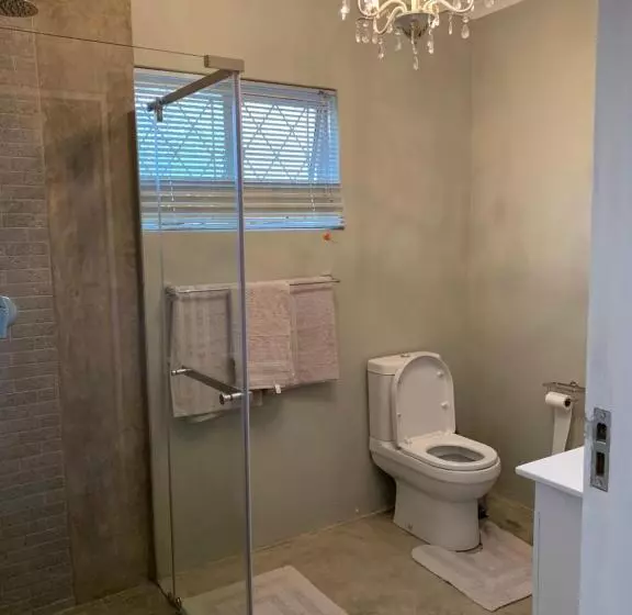 Aamiaismajoitus (B&B) Cavalo Guesthouse & Equestrian Estate