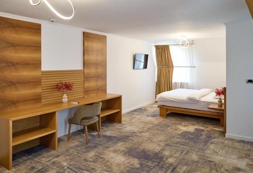 בית מלון כפרי Eden