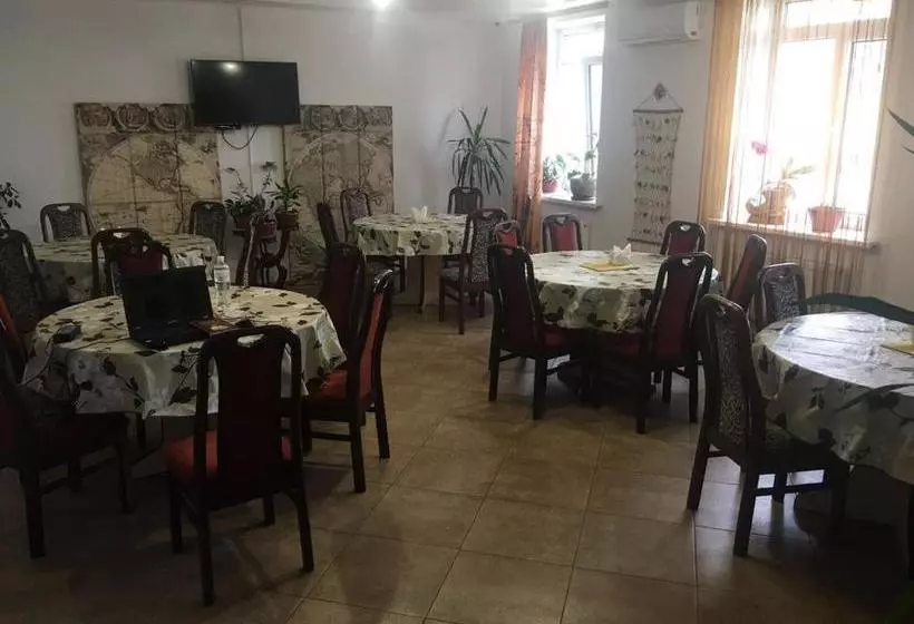 Hotelli Parusa Maklaia