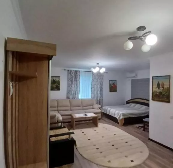 Hotelli Parusa Maklaia