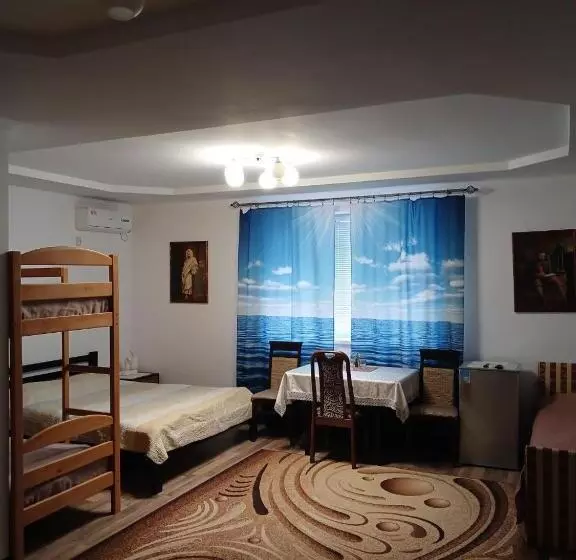 Hotelli Parusa Maklaia