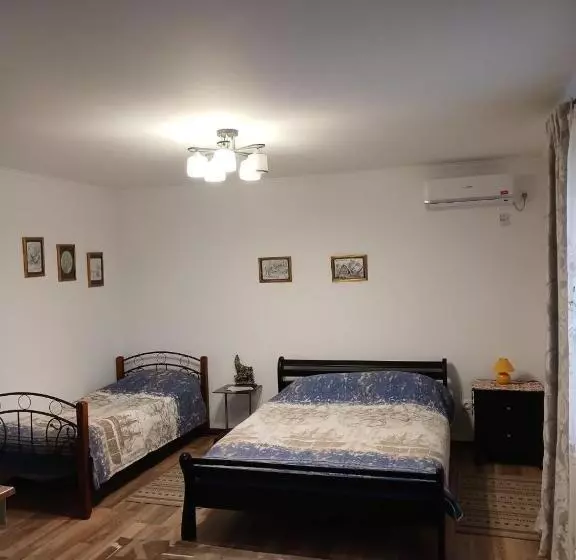 Hotelli Parusa Maklaia