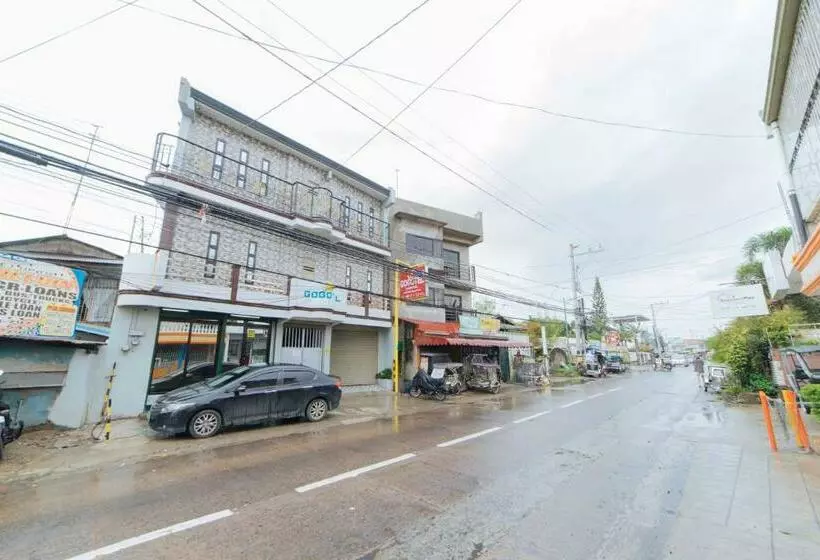 Hotelli Reddoorz At San Antonio Binan Laguna