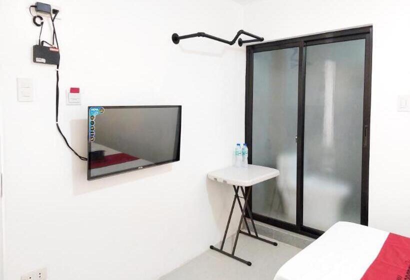 Hotel Reddoorz At San Antonio Binan Laguna