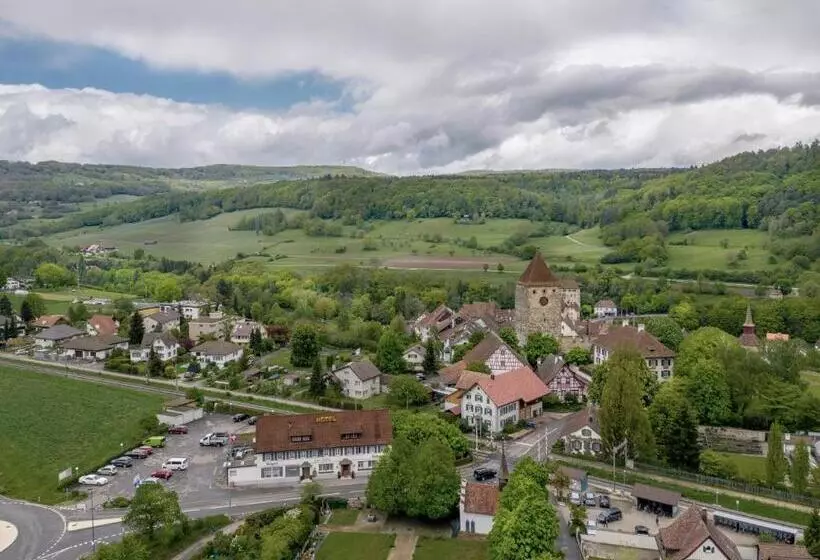 Hotelli Restaurant Kreuz