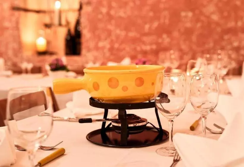 Hotelli Restaurant Kreuz