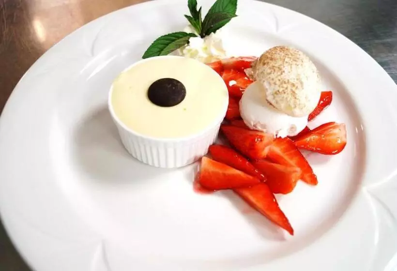 Hotelli Restaurant Kreuz