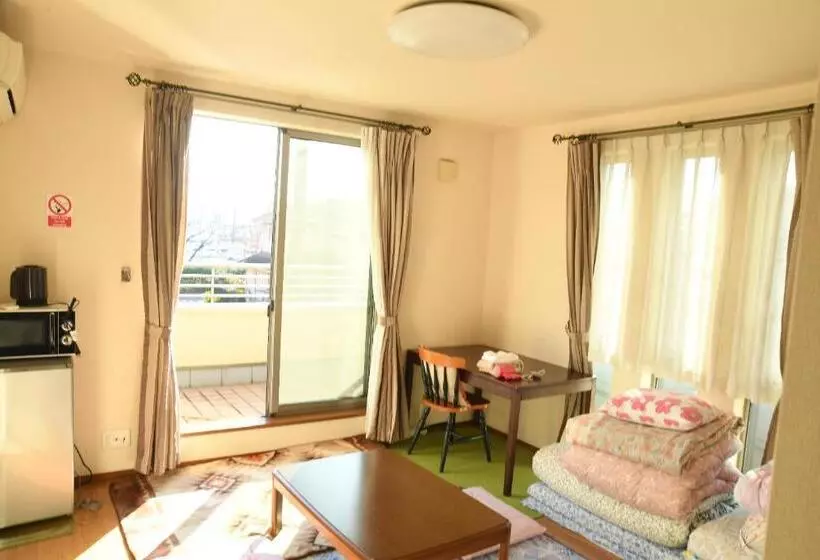 Majatalo ファミリー不向き!!素泊まり一棟貸切りではない個室の静かな方限定無料wifi