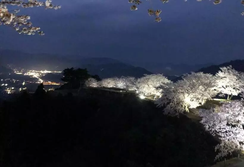 Majatalo Fukunae House   Hostel