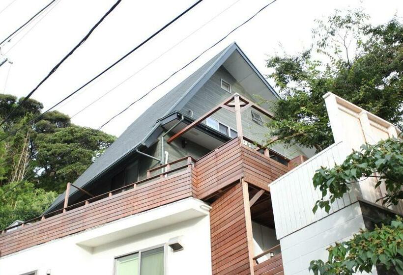Panzió Gloce 葉山 サーファーズログハウス L Hayama Surfers Log House