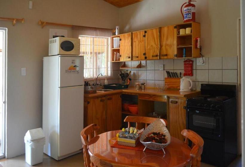 פנסיון Ithabiseng Guest Farm