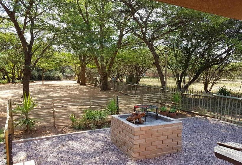 פנסיון Ithabiseng Guest Farm