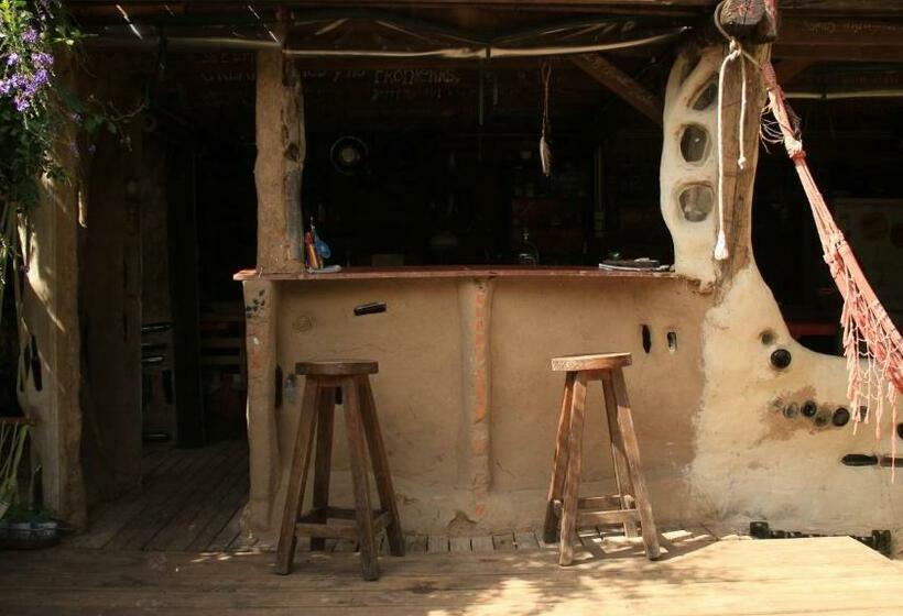 ペンション Mama Killa Neptunia Eco Hostel