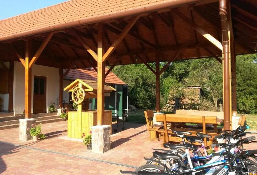 פנסיון Martonyi Erdőszéli Vendégház