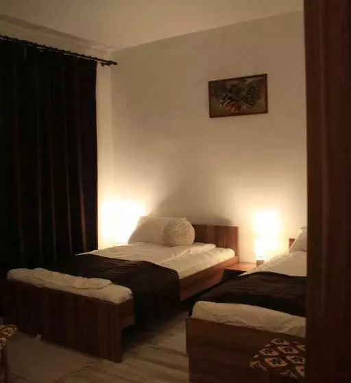 Pensiunea Casa Alba