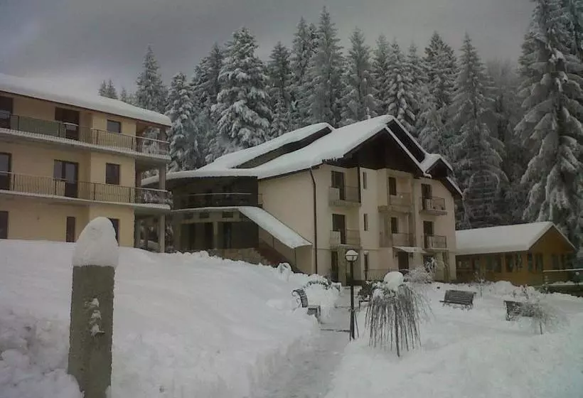 Pensiunea Lu' Movila