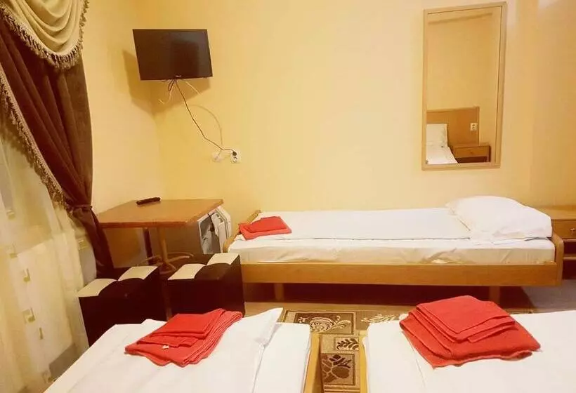 Lomakeskus Complex Turistic Gura Jgheabului