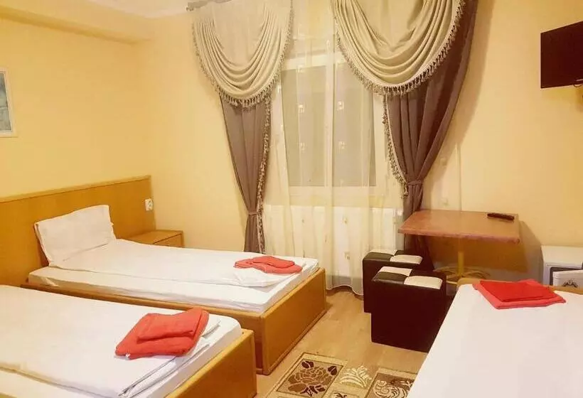 Lomakeskus Complex Turistic Gura Jgheabului