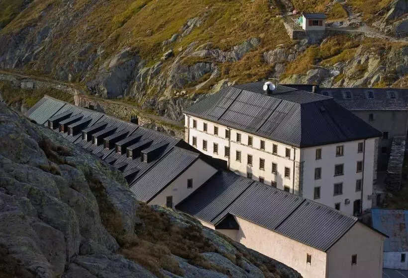 Auberge De L Hospice