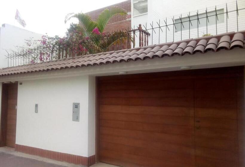 Bed & Breakfast Luxury Suites P. Kennedy