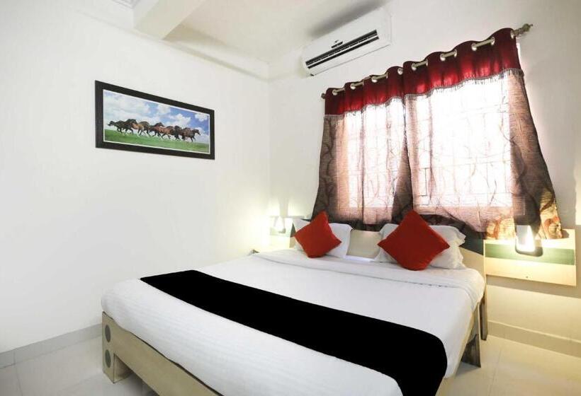 Collection O 3761 Hotel Shree Datta