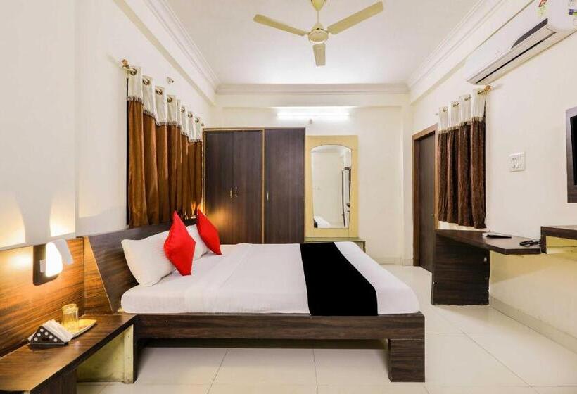 Collection O 3761 Hotel Shree Datta