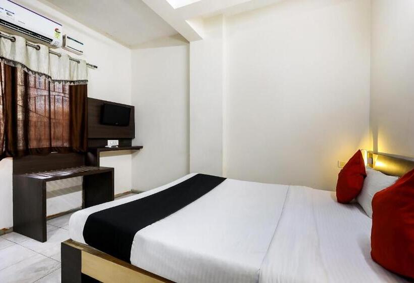 Collection O 3761 Hotel Shree Datta