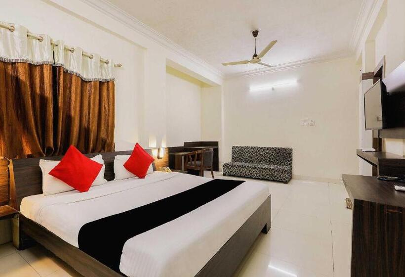 Collection O 3761 Hotel Shree Datta