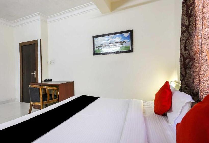 Collection O 3761 Hotel Shree Datta