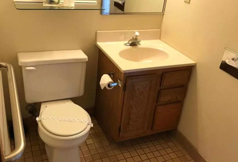 Exxon Quik Stop & Motel