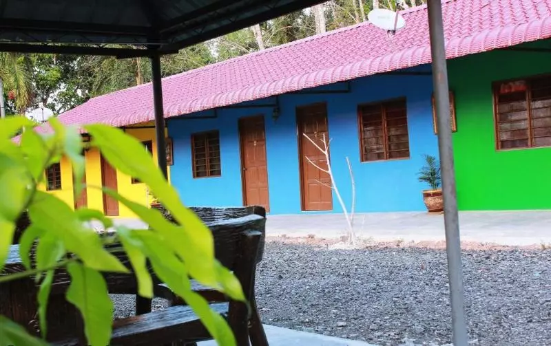 ホテル Capital O 90168 Serambi Pelangi Chalet