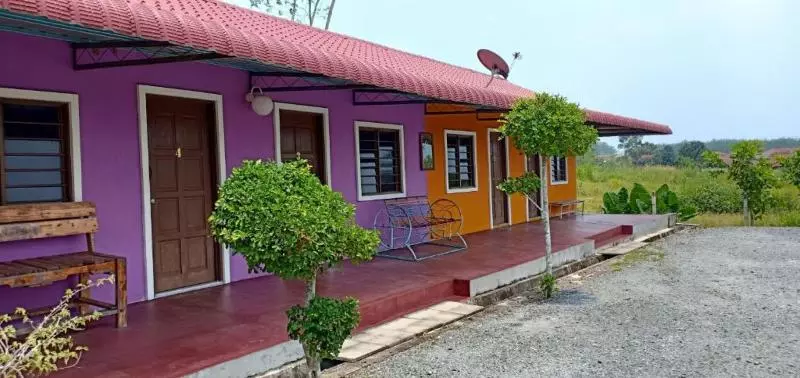 ホテル Capital O 90168 Serambi Pelangi Chalet