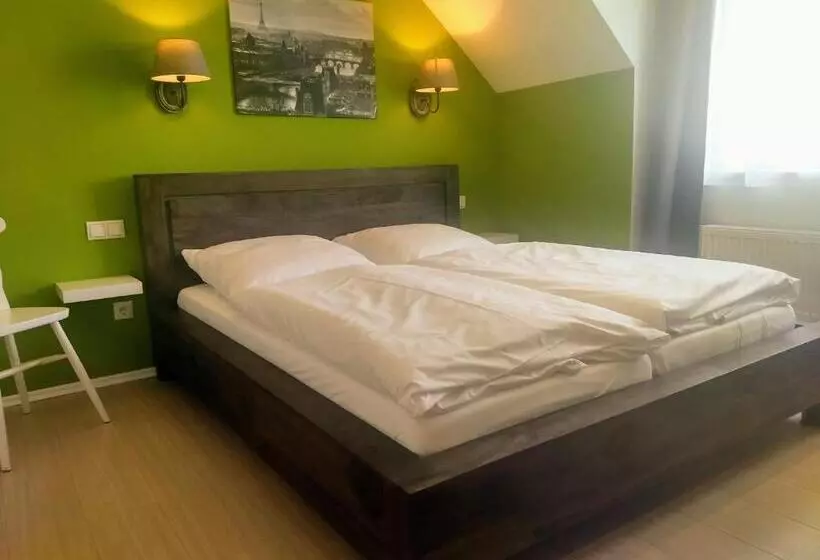 Hotelli Das Gartenhaus