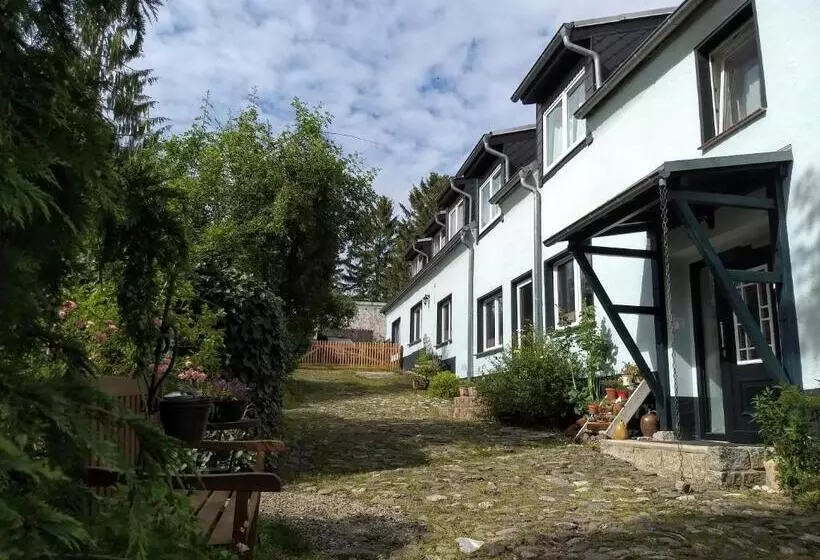 Hotelli Das Gartenhaus