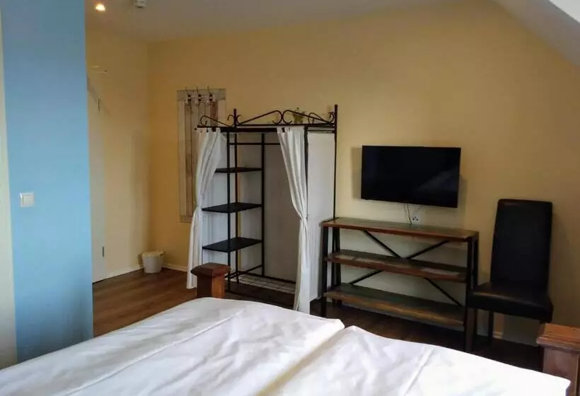 Hotelli Das Gartenhaus