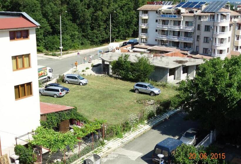 ホテル Familia Fantastiko