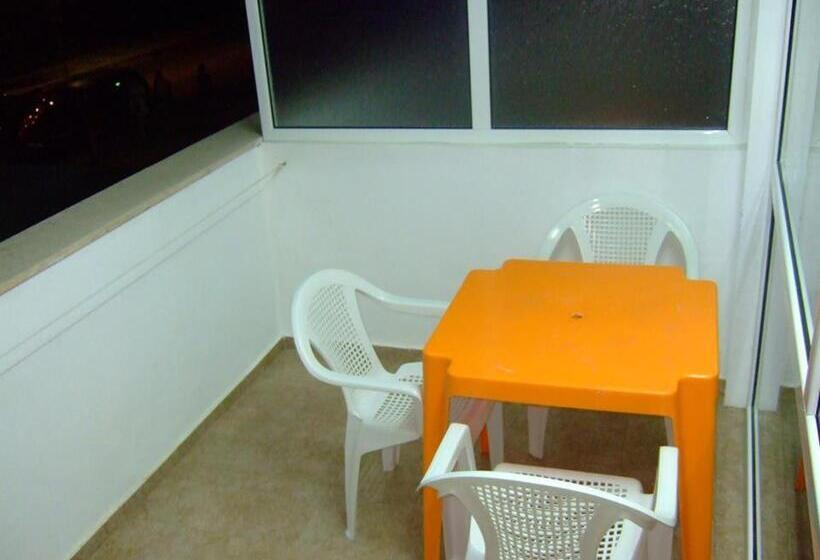 ホテル Familia Fantastiko