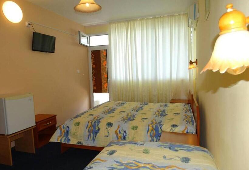 ホテル Familia Fantastiko