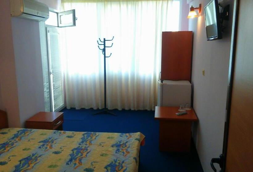 ホテル Familia Fantastiko