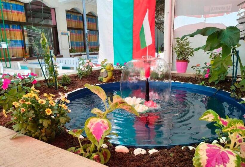 ホテル Familia Fantastiko