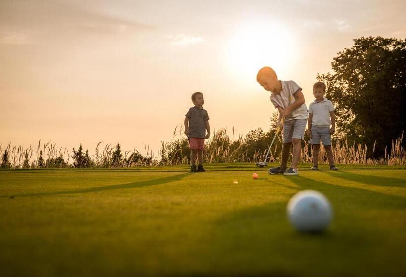 בית מלון כפרי Golf Resort Olomouc