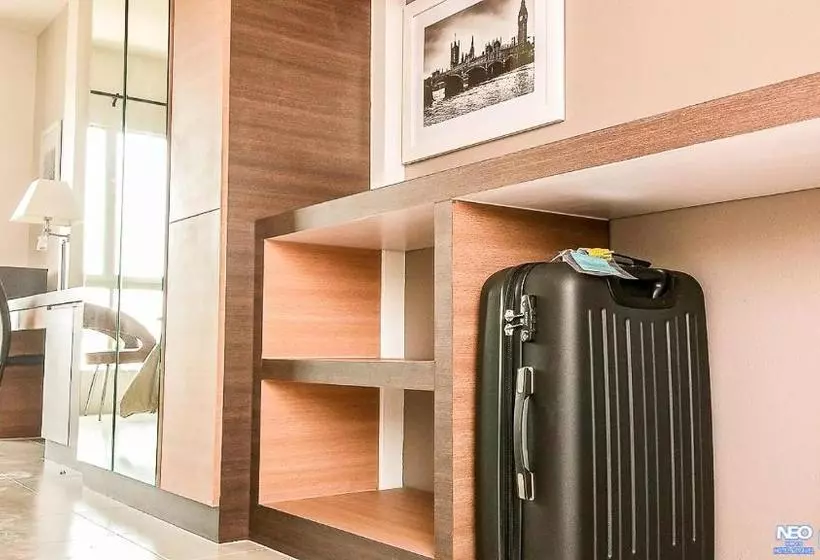 هتل Neo Km10โรงแรมที่พักใกล้สนามบินอู่ตะเภา แสมสาร สัตหีบ บ้านฉาง
