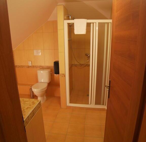 Отель Novy Kastiel Self Check In