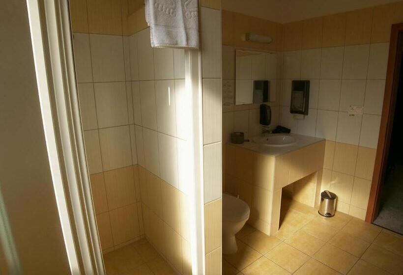 Отель Novy Kastiel Self Check In