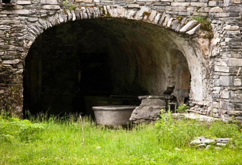 ホテル Palazzo Gamboni Swiss Historic